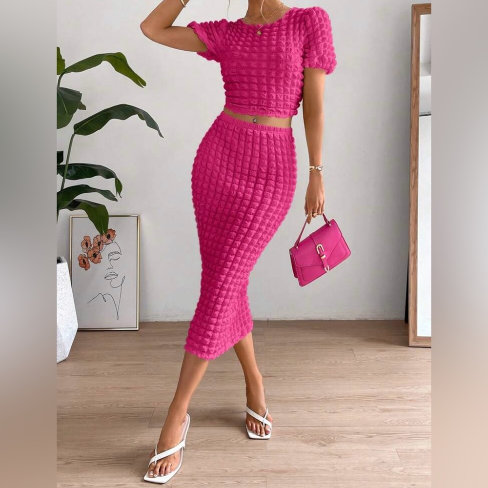 SHEIN PRIVE SOLID CROP TOP TEE & PENCIL SKIRT - Picture 2 of 2